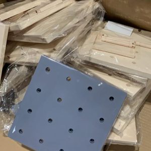 رف قابل للتشكيل