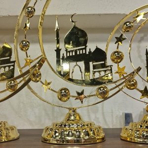 ديكور رمضان علي شكل هلال و جامع حجم كبير